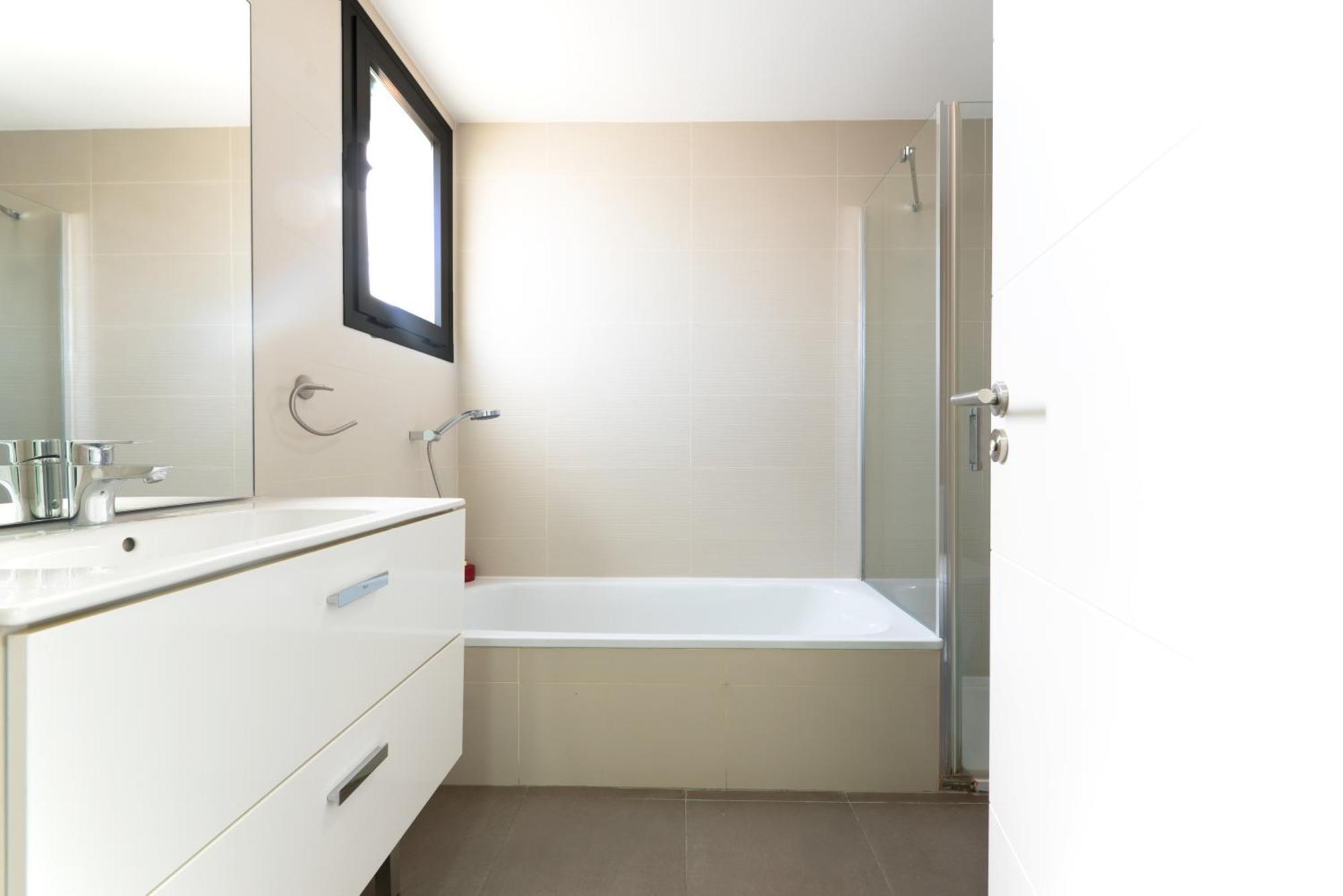Apartamento Alamos Sol, Playa Y Golf , Parking&wifi Torremolinos